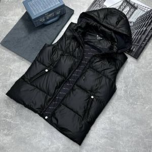 Жилетка Kiton 9162111BL
