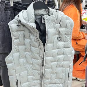 Жилетка Armani 735483GR