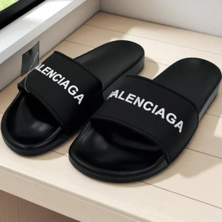 Balenciaga Тапки Balenciaga 563222
